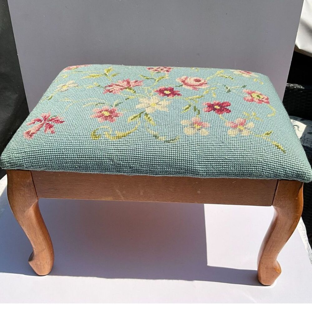 Needlepoint Bench Vintage Floral Needlepoint stool coastal cottage Grandmacore - Picture 3 of 8